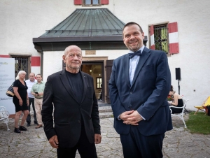 Ředitel Muzea literatury Zdeněk Freisleben a ministr kultury ČR Martin Baxa